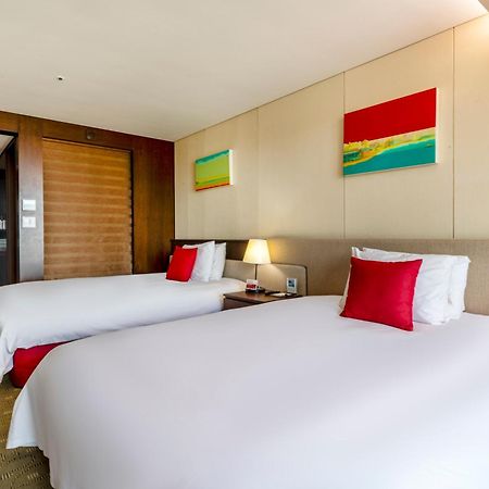 Hotel Ramada By Wyndham Jeju Hamdeok Exteriér fotografie
