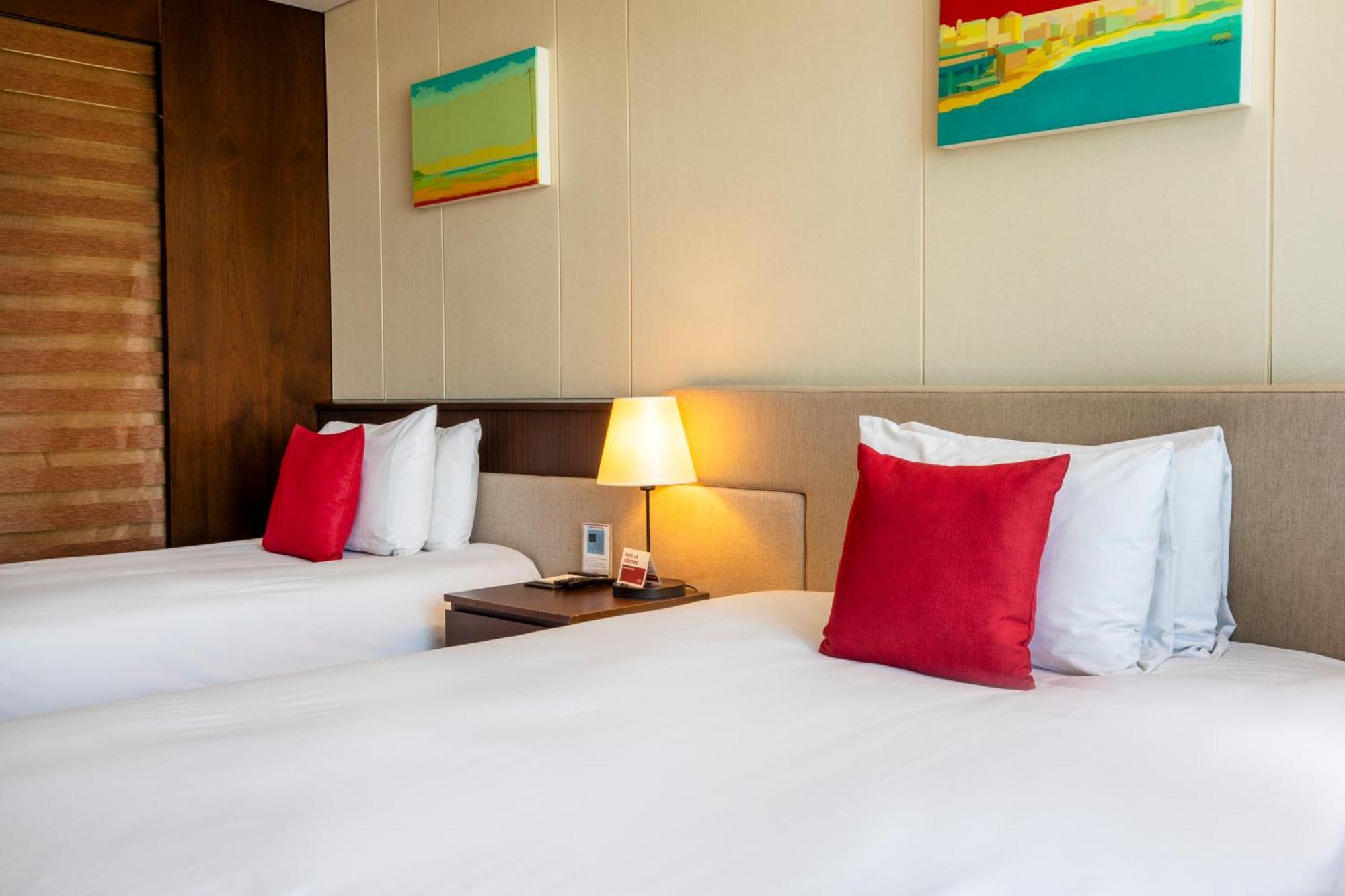 Hotel Ramada By Wyndham Jeju Hamdeok Exteriér fotografie
